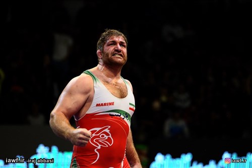 Hadi, Goleij among First Day Champions of Iran FS Wrestling Tournament 